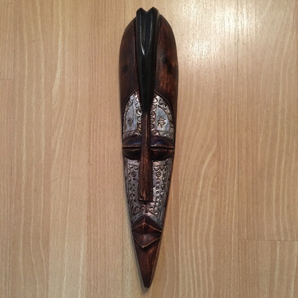 HOST PICK! Ghana Handcrafted Wood & Metal Mask Wall Hanging - Picture 1 of 7